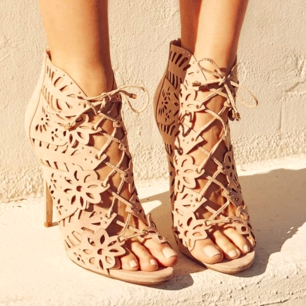 Lasercut heels sandals